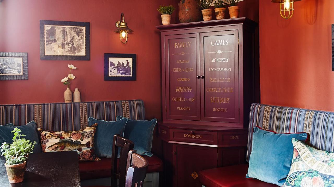 Red Lion Hotel Clovelly Bagian luar foto