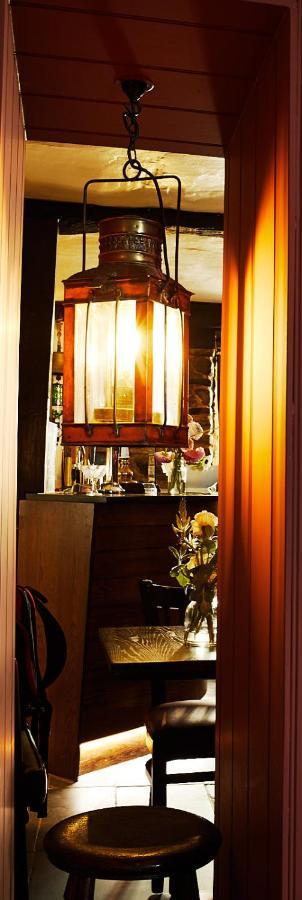 Red Lion Hotel Clovelly Bagian luar foto