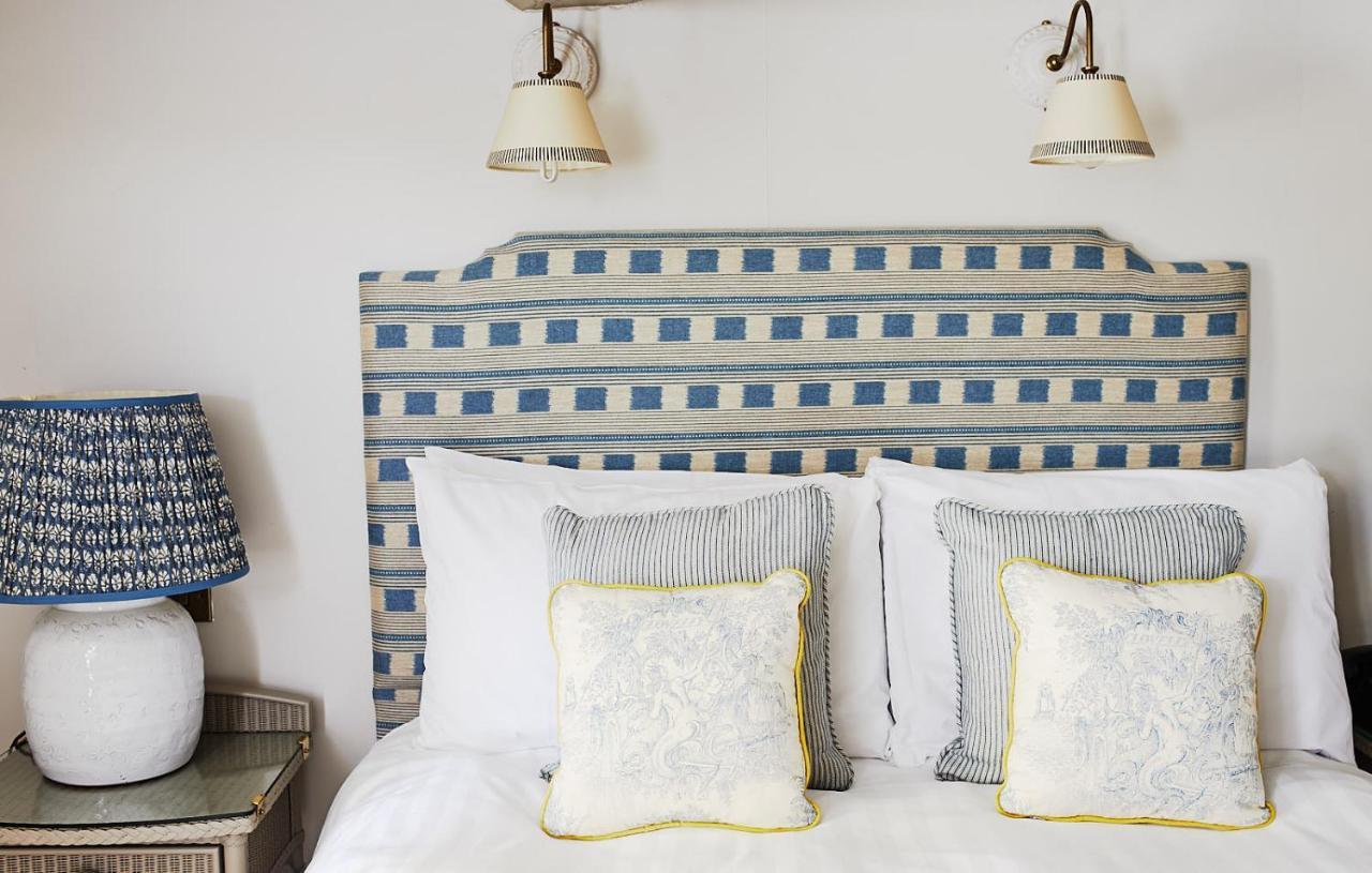 Red Lion Hotel Clovelly Bagian luar foto