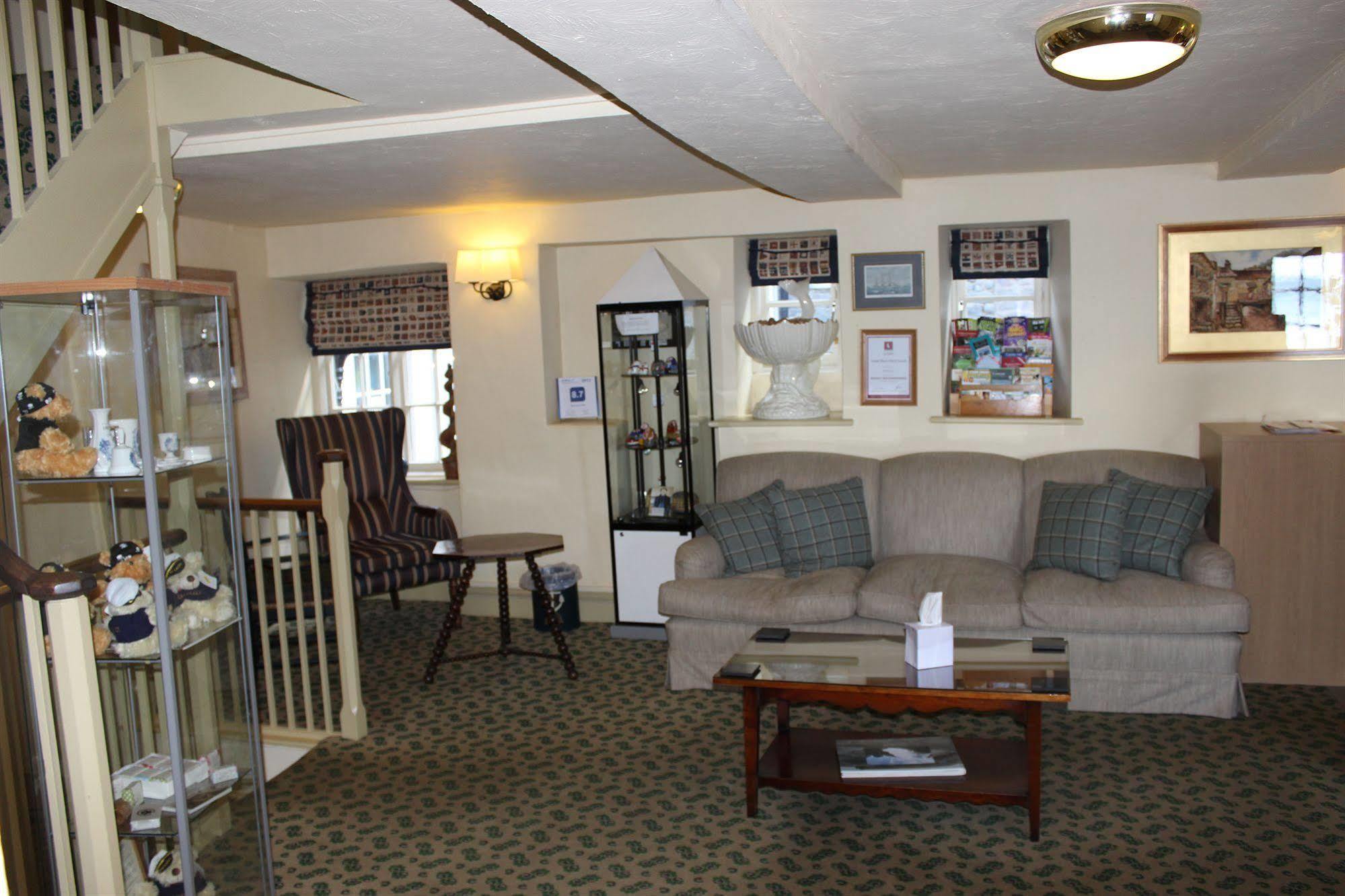 Red Lion Hotel Clovelly Bagian luar foto