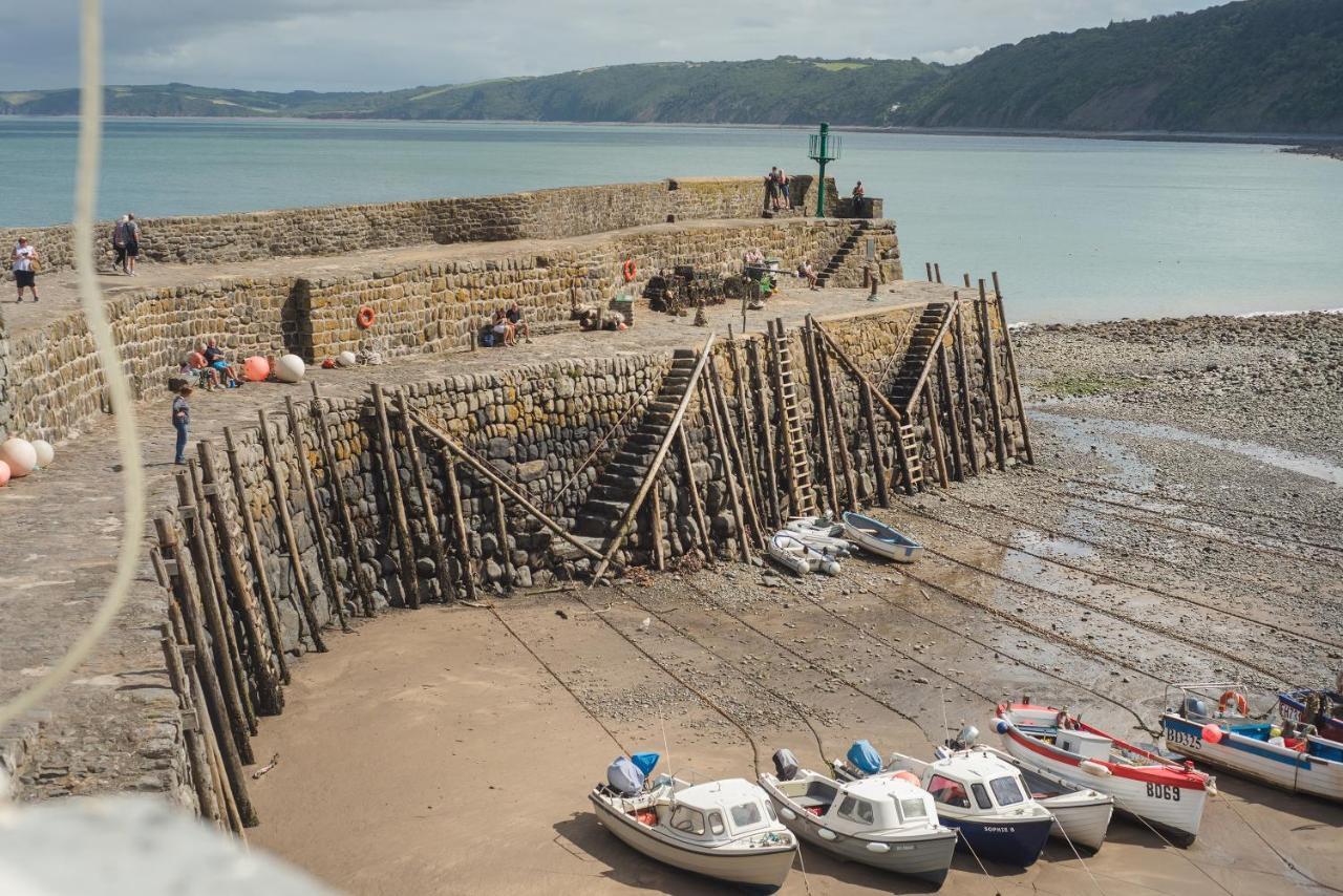 Red Lion Hotel Clovelly Bagian luar foto